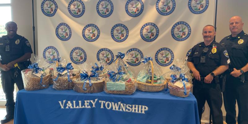 Very Grateful to The Red Hat Ladies of Hillview who donated HANDMADE Gift Baskets to the Valley Police Department! Very Grateful to The Red Hat Ladies of Hillview who donated HANDMADE Gift Baskets to the Valley Police Department!